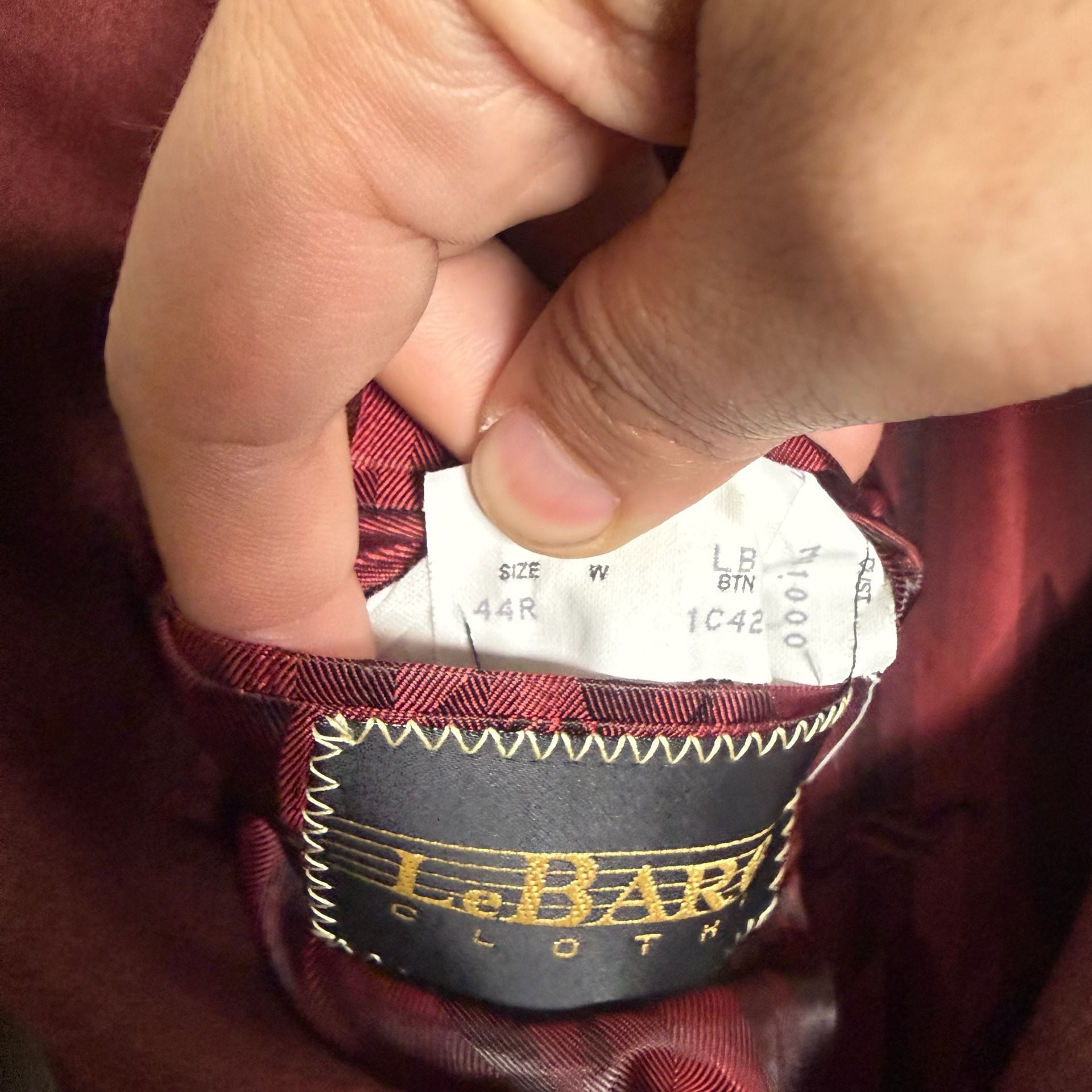 Vintage Maroon Wool Blazer Sport Coat 42R Gold Buttons 9