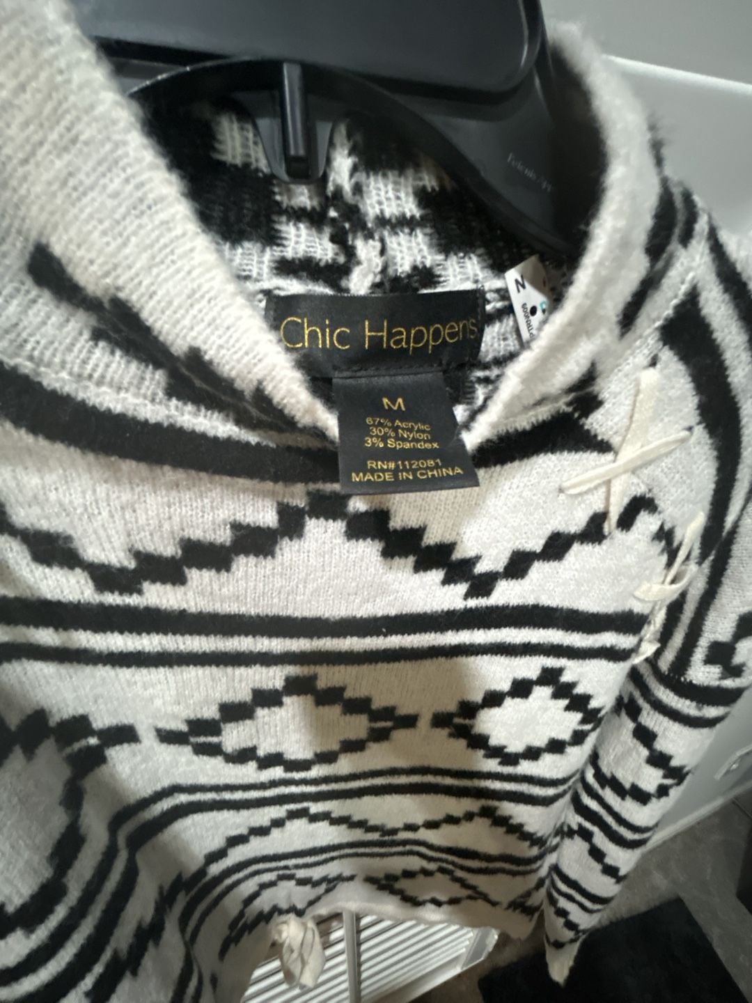 Chic Happens Aztec Print Sweater Size M Black White Mock Neck 4