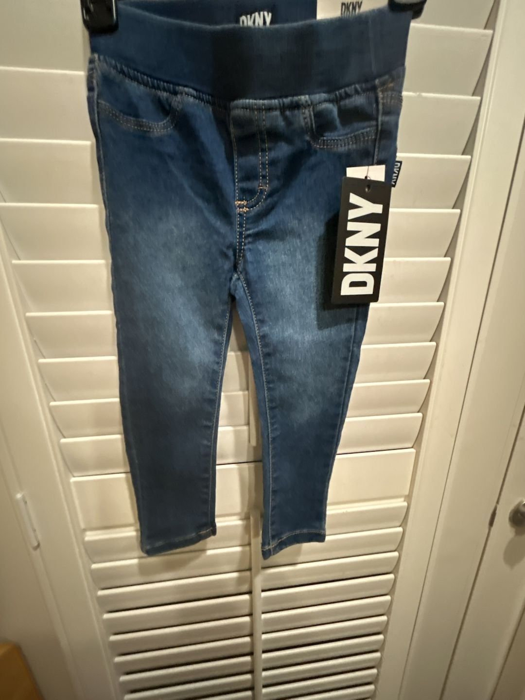 DKNY Pull-On Stretch Denim Jegging Size 2T 2
