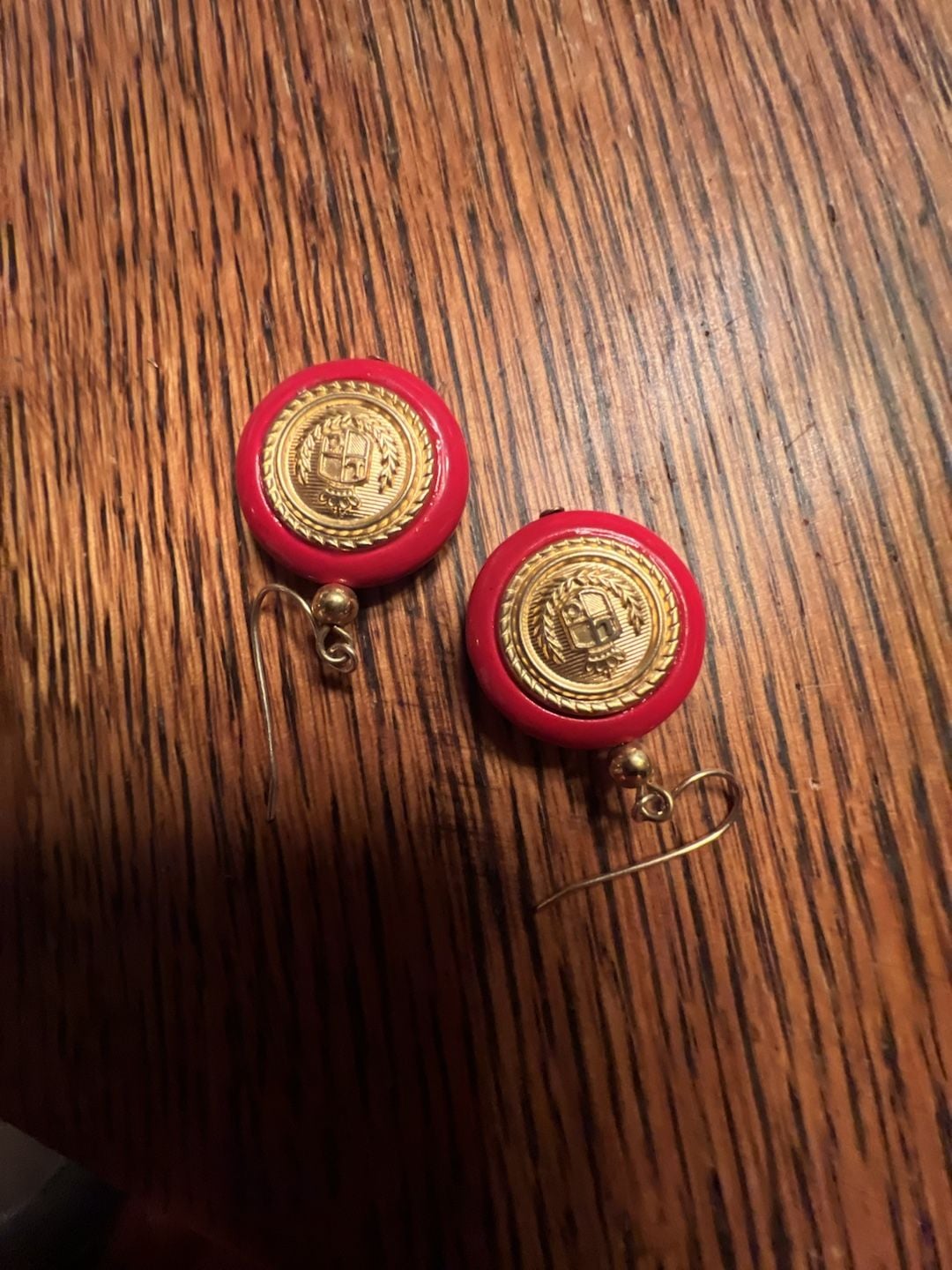 Liz Claiborne Red and Gold Crest Dangle Earrings 2