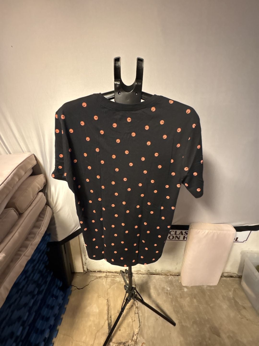 Nike Go The Extra Smile Graphic T-Shirt Size L Black 6