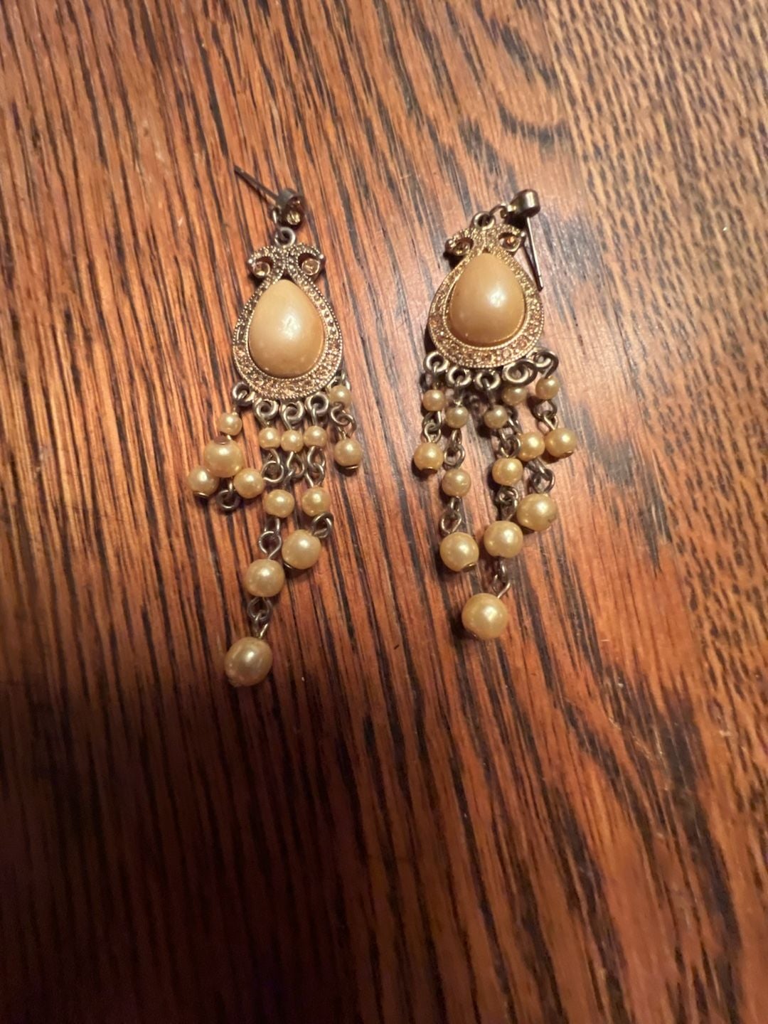 Vintage Gold Tone Faux Pearl Tassel Dangle Earrings 2