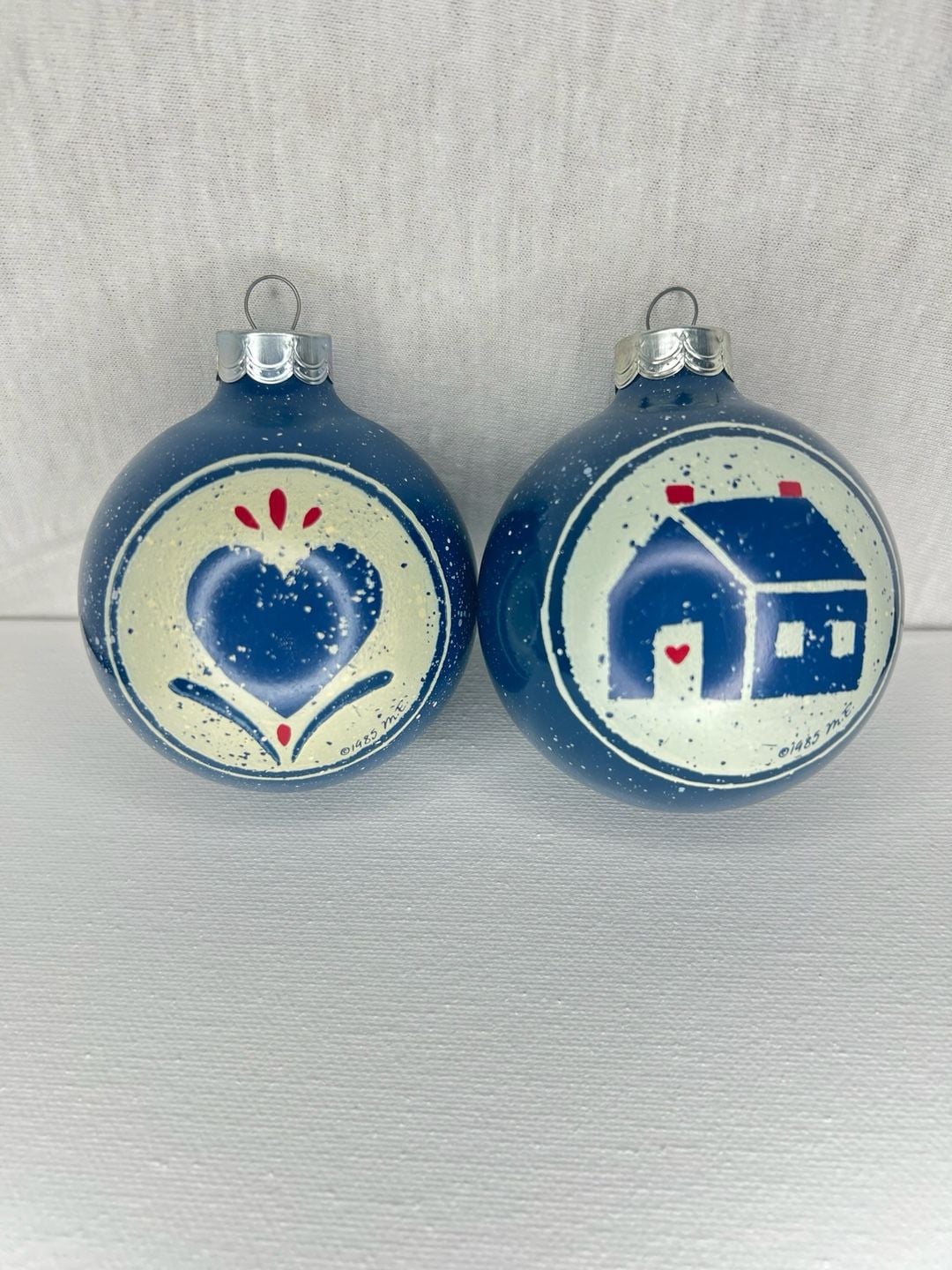 Hallmark Mary Emmerling Christmas In The Country Glass Ball Ornaments Set of 2 1