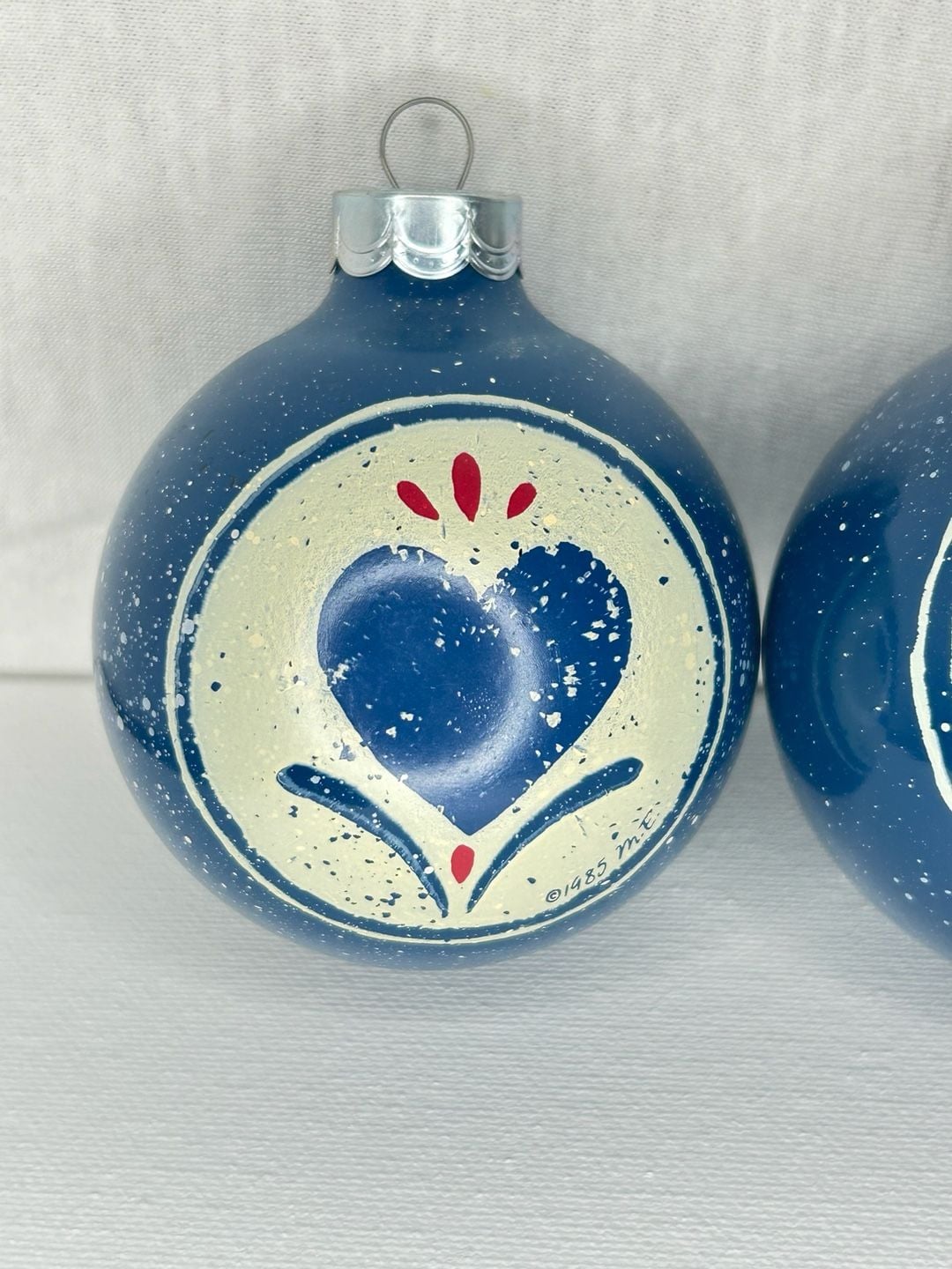 Hallmark Mary Emmerling Christmas In The Country Glass Ball Ornaments Set of 2 3