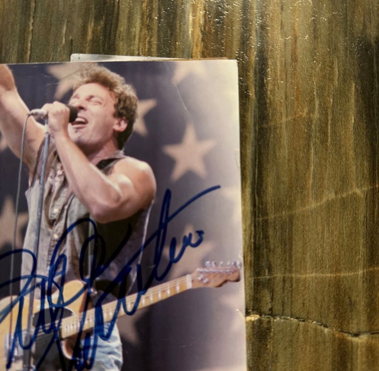 Bruce Springsteen Autographed Stage Photo 5x7 Magazine Clip (IP) 2