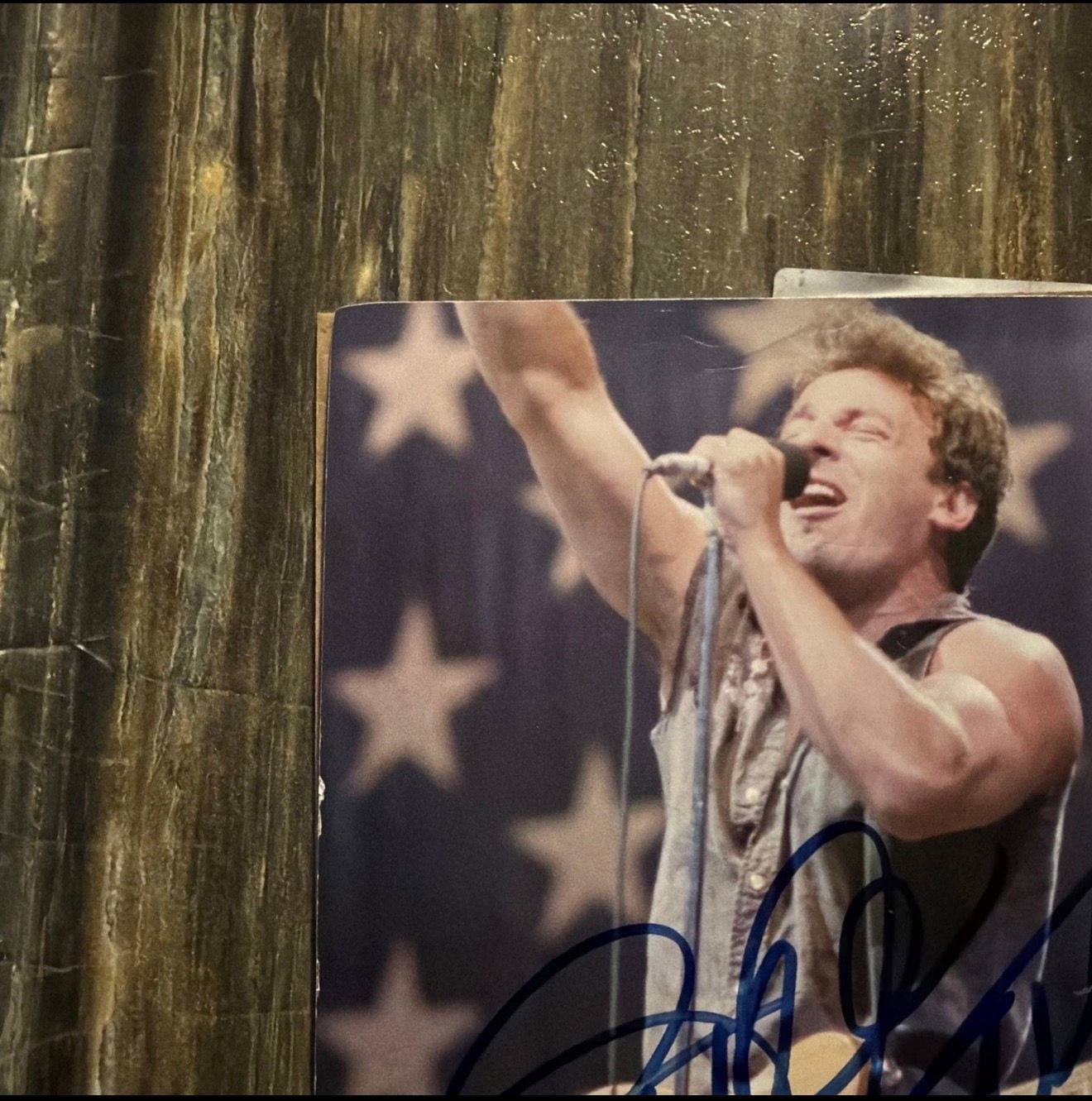 Bruce Springsteen Autographed Stage Photo 5x7 Magazine Clip (IP) 3