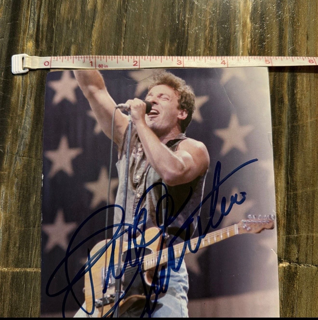 Bruce Springsteen Autographed Stage Photo 5x7 Magazine Clip (IP) 7