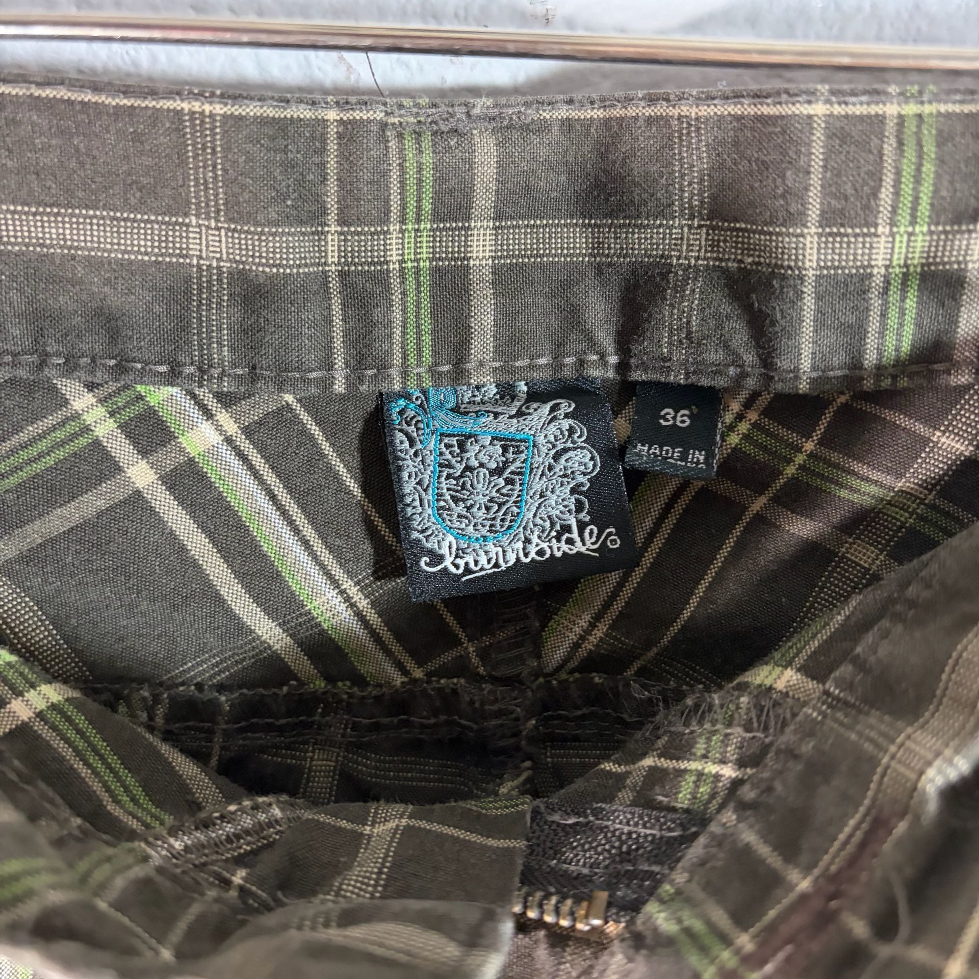 VINTAGE Y2K Burnside Plaid brown Skate Shorts 3