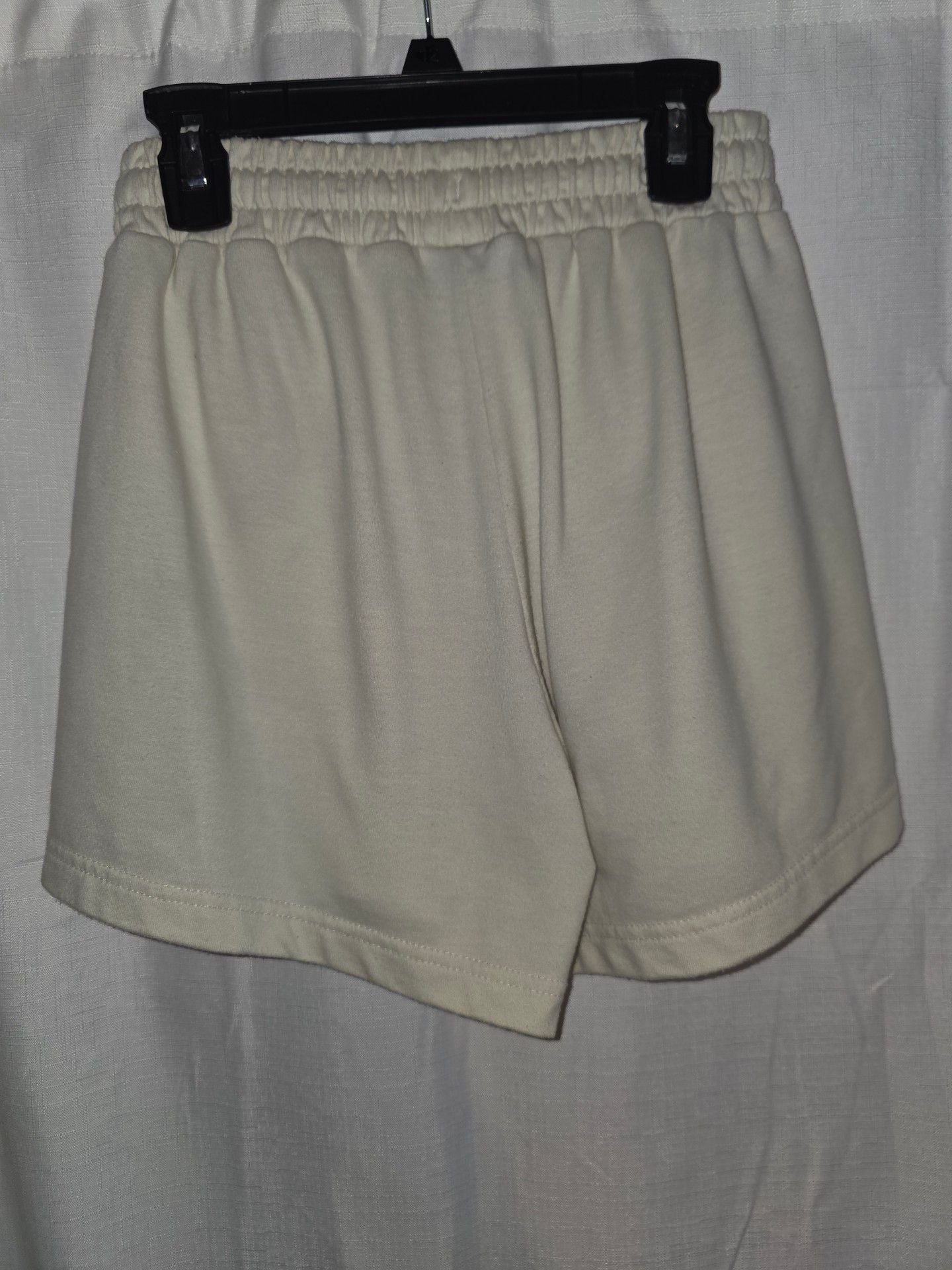 The North Face Sweat Shorts Cream Cotton 3