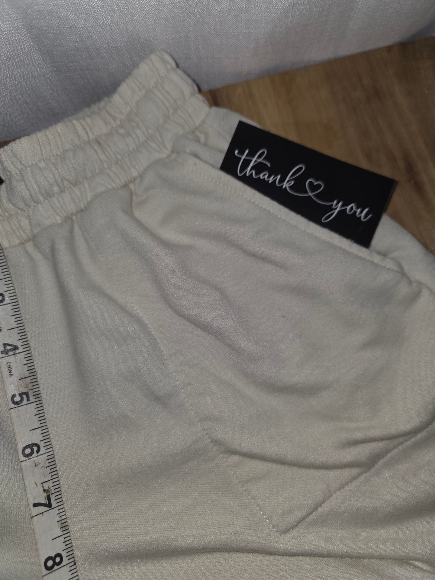 The North Face Sweat Shorts Cream Cotton 7