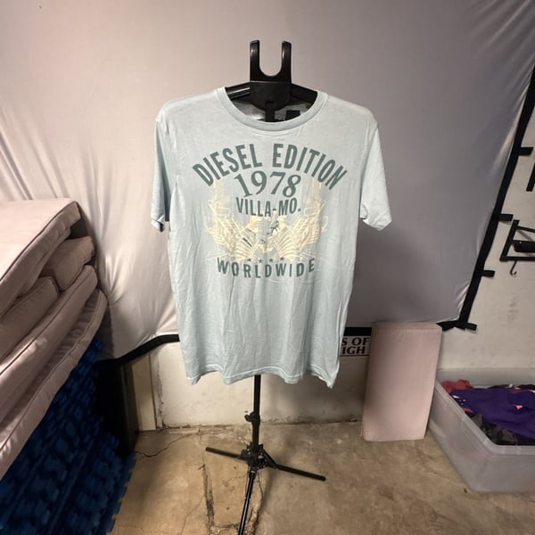 Diesel T-Shirt Size XL Light Blue 1978 Villa-Mo Worldwide Graphic
