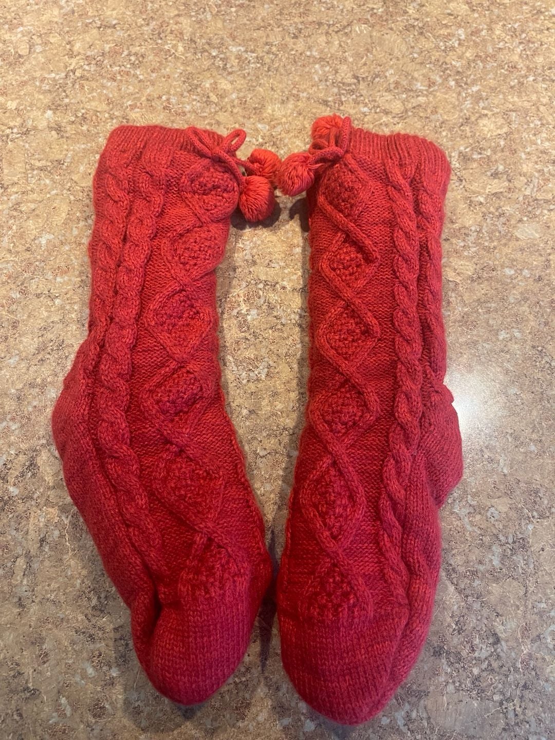 UGG Pom Pom Fleece Lined Crew Sock Size 9-11 Poppy Red Comfy 4