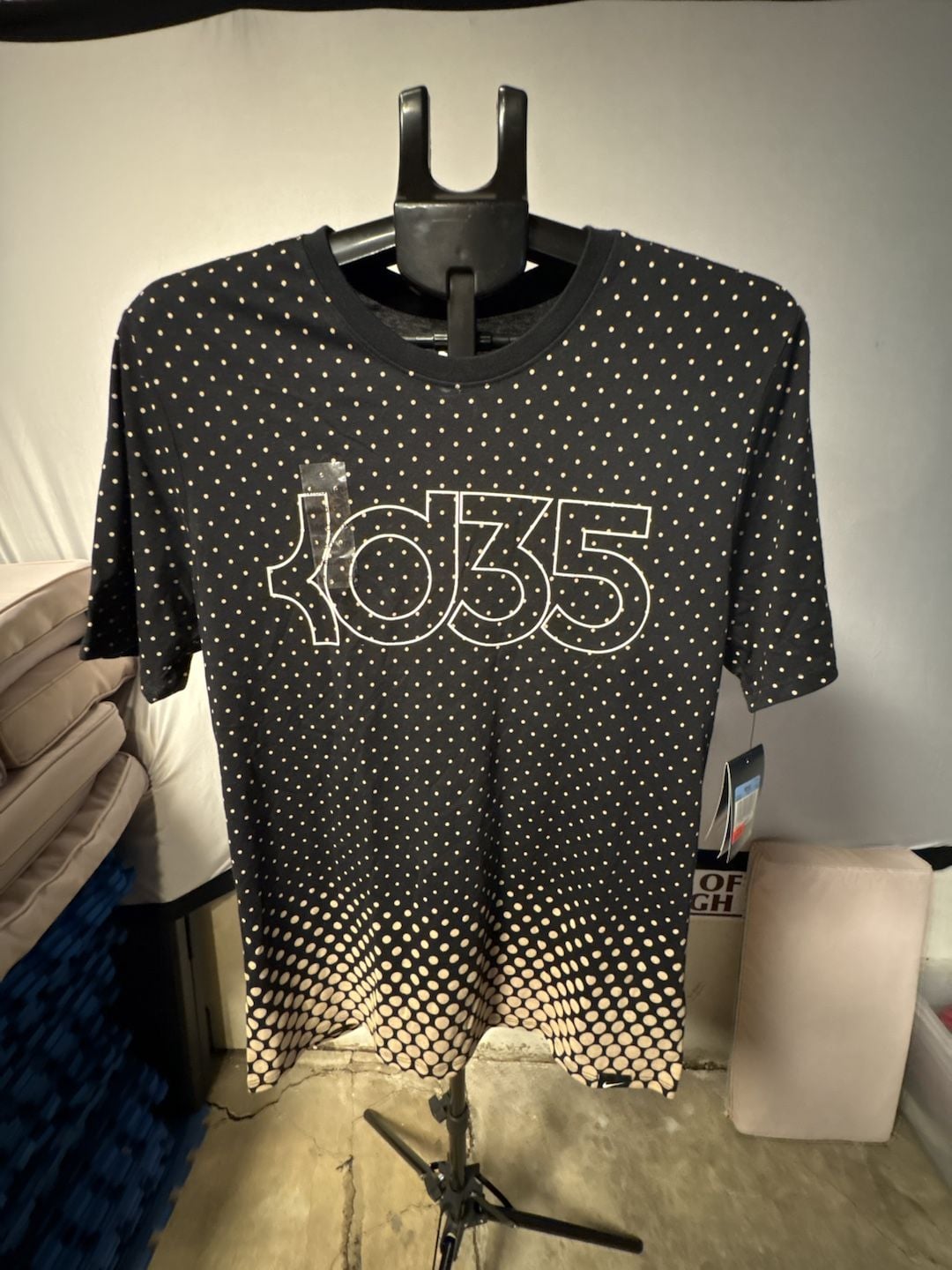 Product thumbnail 4