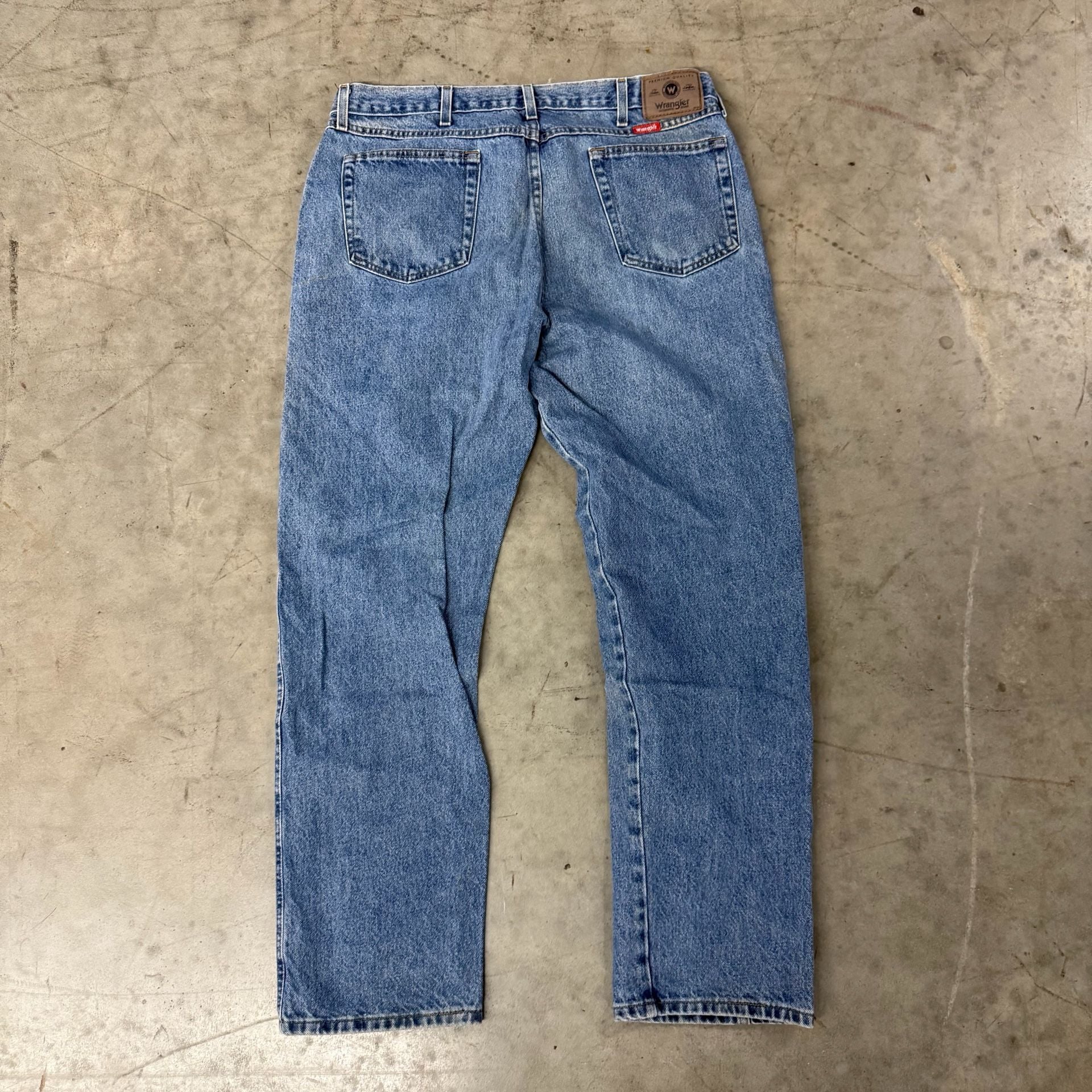 Wrangler Jeans Size 38x32 Blue Denim Regular Fit Straight Leg 3