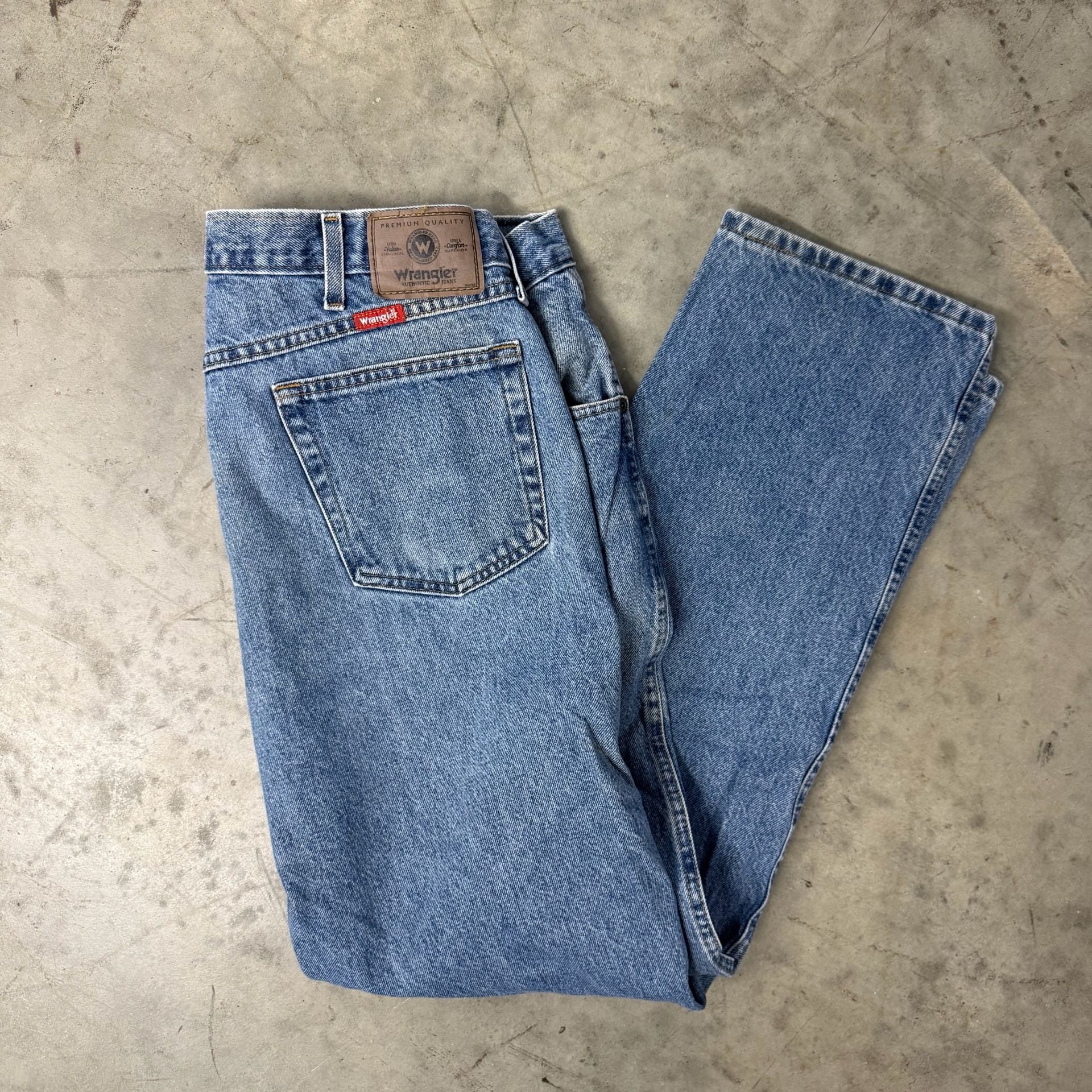 Wrangler Jeans Size 38x32 Blue Denim Regular Fit Straight Leg 4
