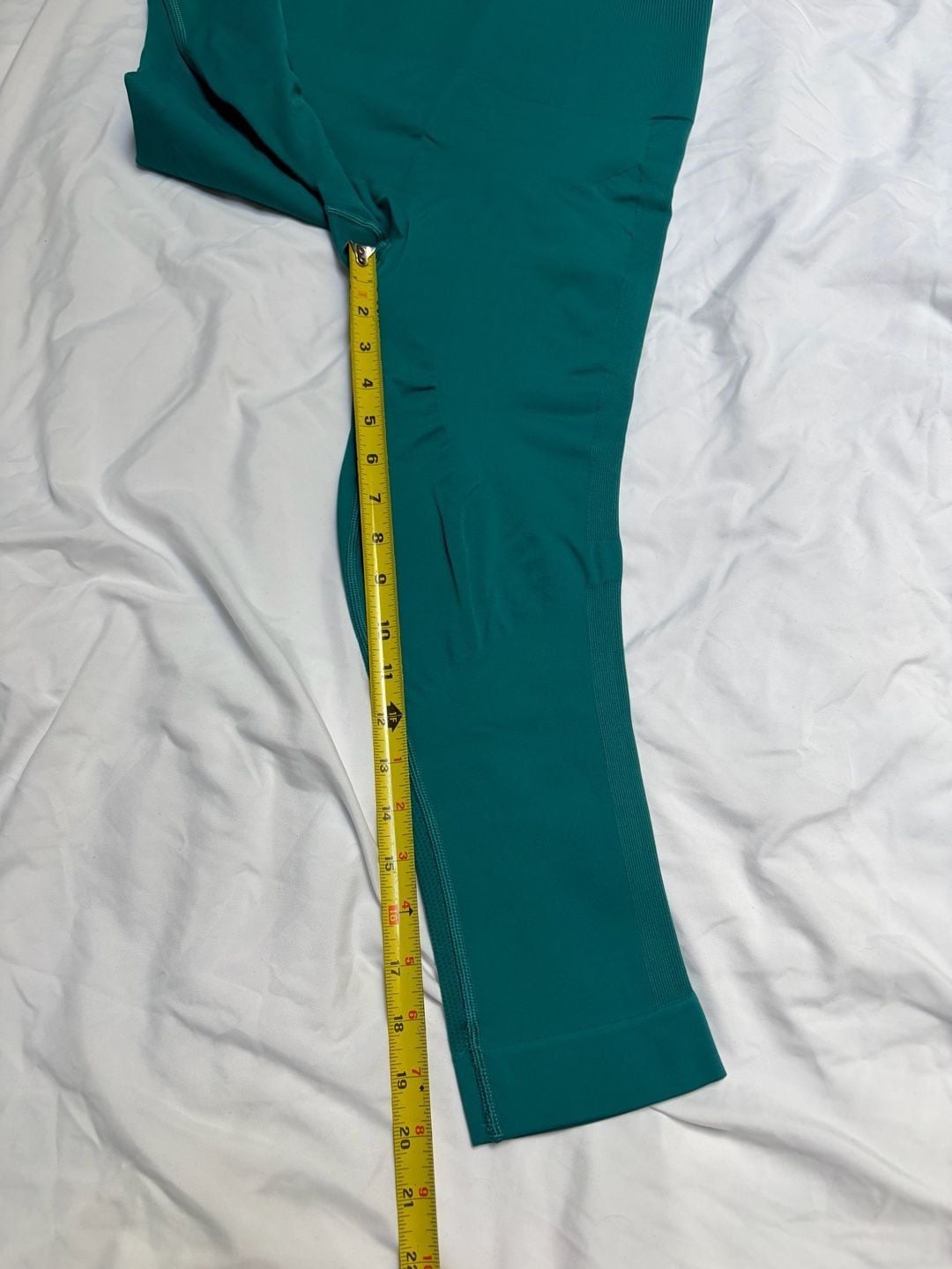 Lululemon Size 8 Green compression Leggings 5