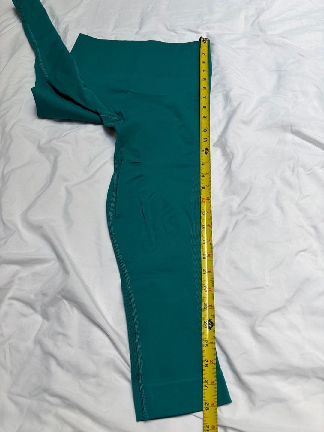 Lululemon Size 8 Green compression Leggings 6