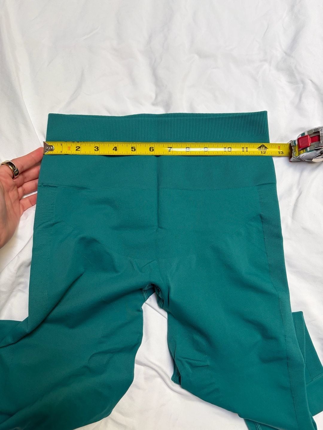 Lululemon Size 8 Green compression Leggings 8
