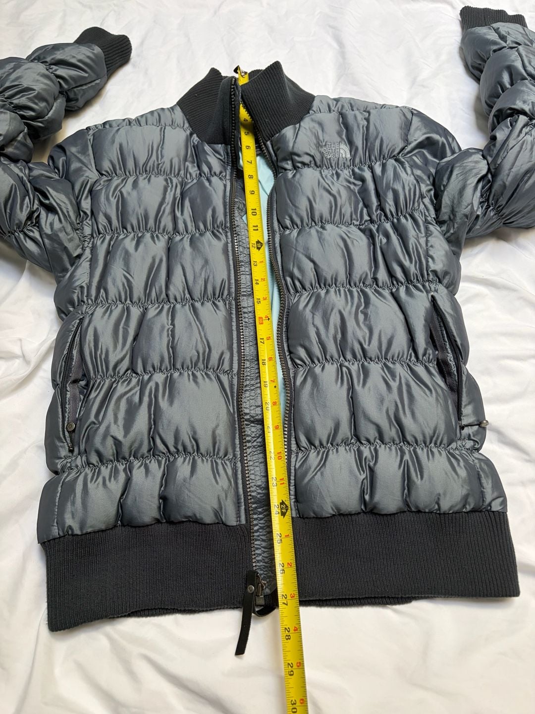 The North Face 600 Down Puffer Jacket L Gray Bomber Full Zip 9