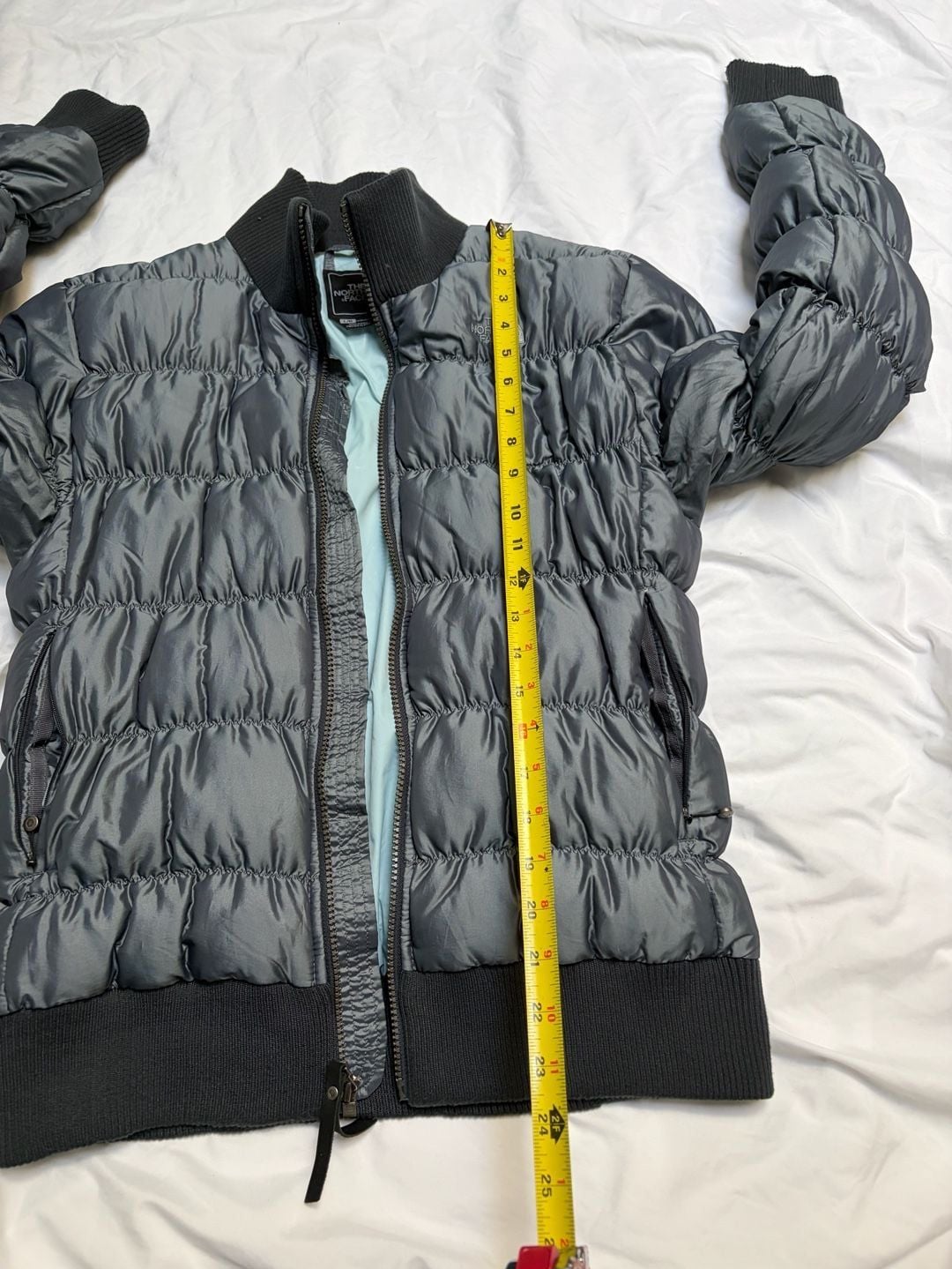 The North Face 600 Down Puffer Jacket L Gray Bomber Full Zip 8