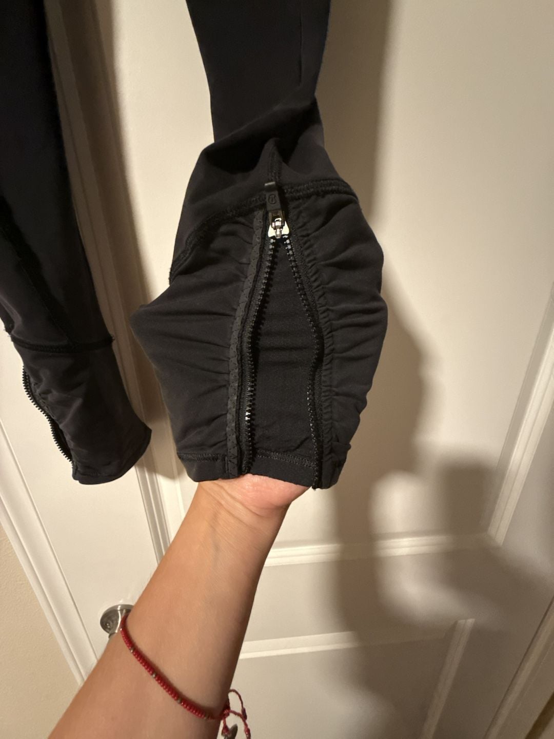 Lululemon Leggings Yoga Pants Ruched Zipped Ankle 8