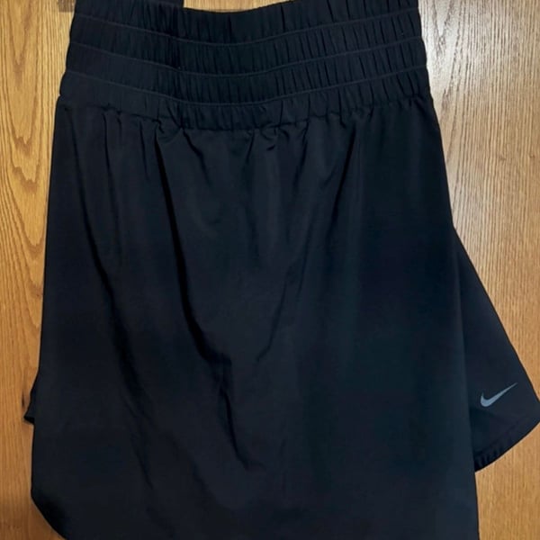 Nike Dri-FIT Ultra High-Waisted Skort Size 3X Black