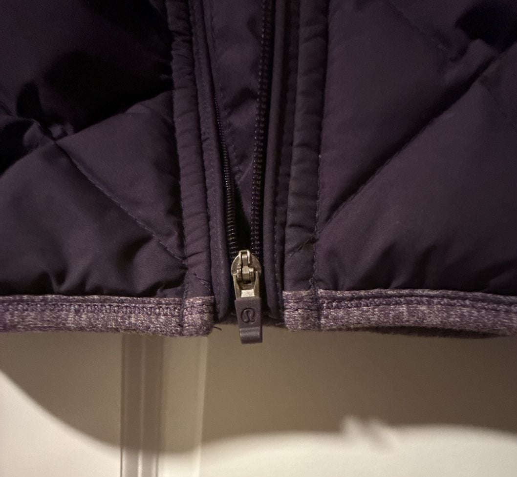 Lululemon Fluff Off Vest Size 4 Purple Down Quilted Full Zip 5