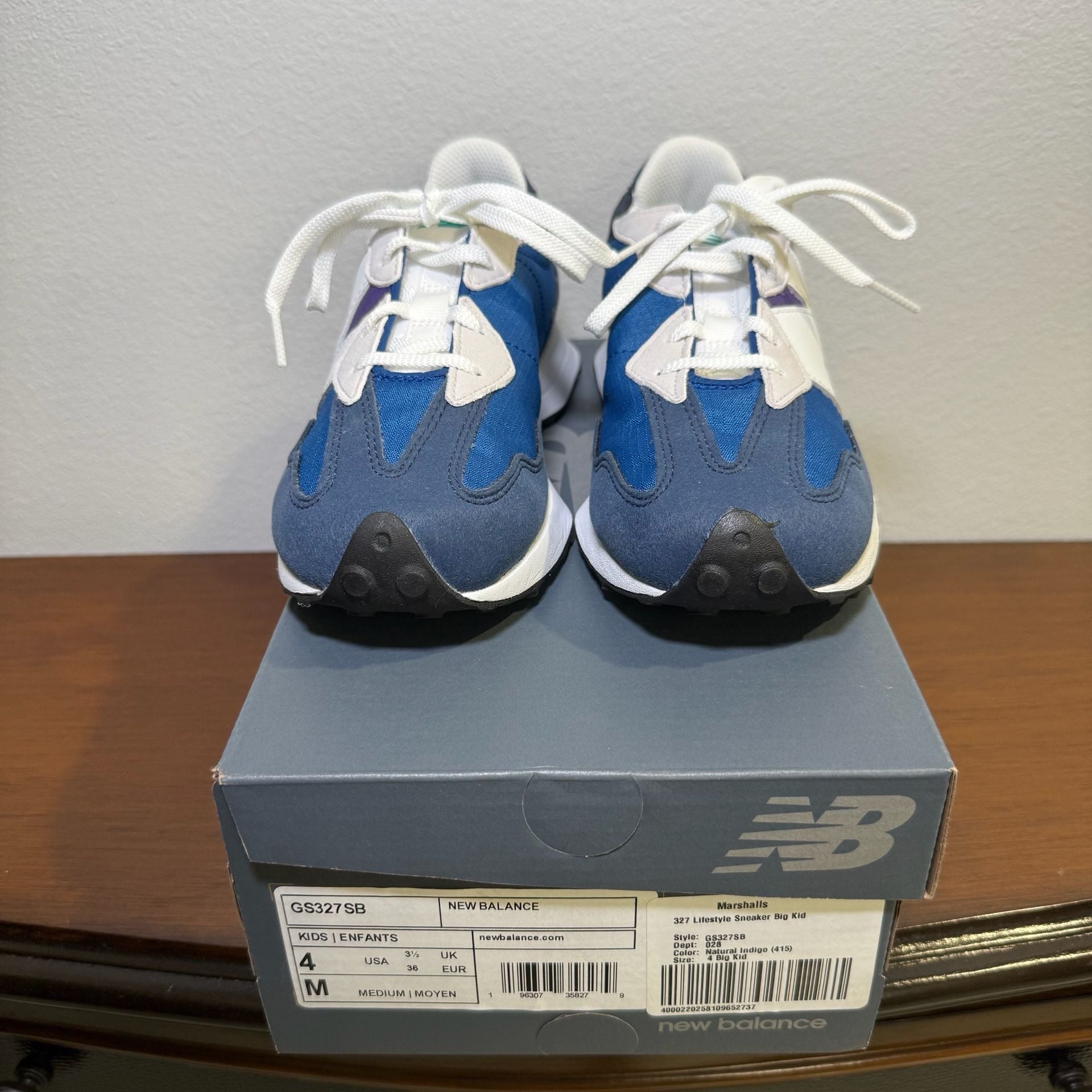 New Balance 327 Size 4 M Natural Indigo Lifestyle Sneaker Big kid 4Y 7