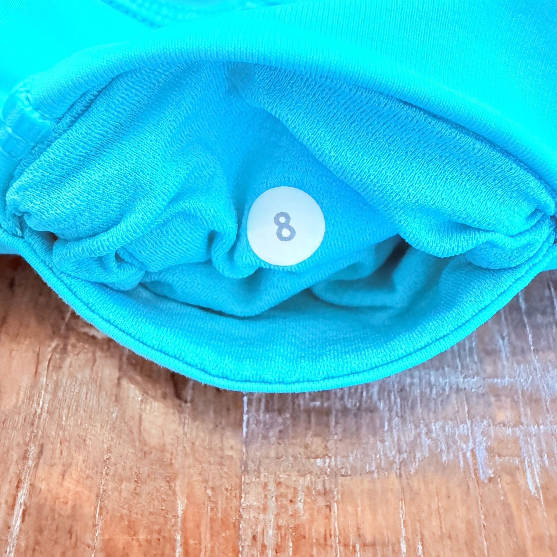 Lululemon Athletica Bike Shorts Size 8 Turquoise Ruched Pockets 5