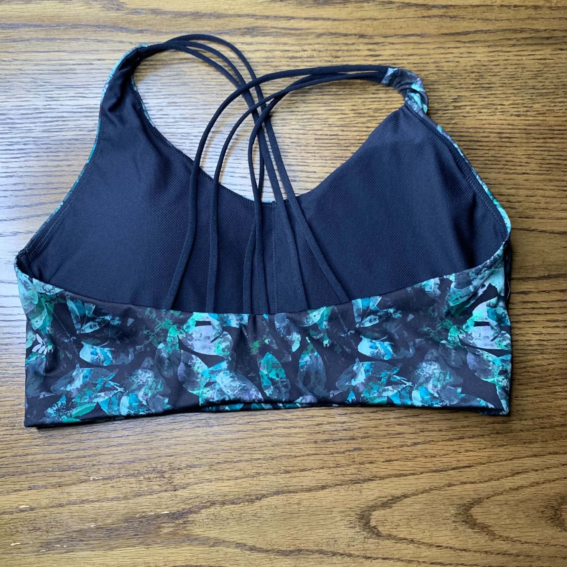 All in Motion Sports Bra Size L Green Black Leaf Print Strappy Back 7