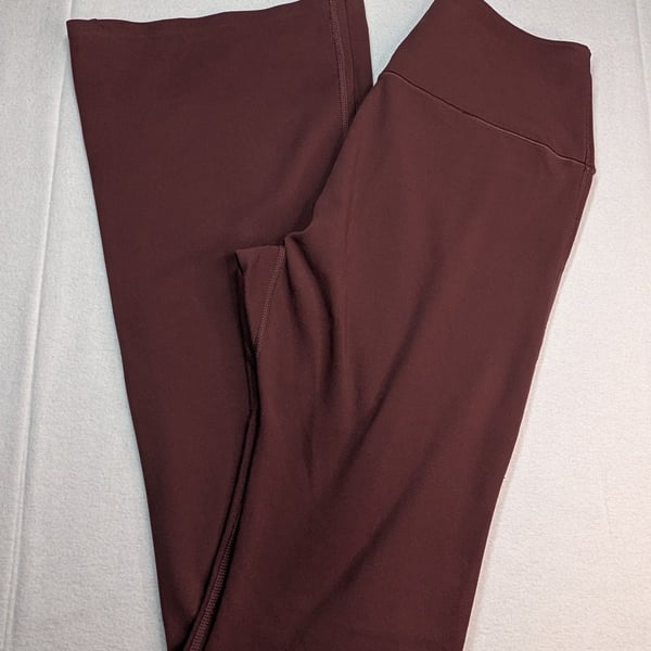 Uniqlo AIRism Flare Pants Size S Burgundy