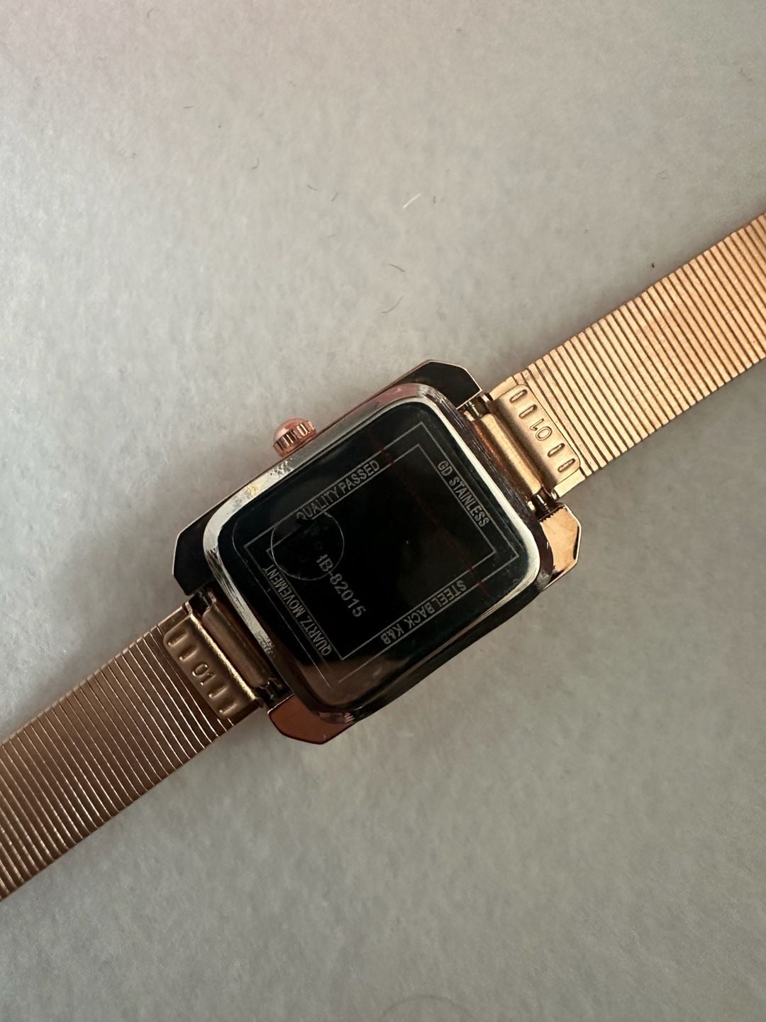 Elegant Gold-Tone Watch & Bracelet Set 4