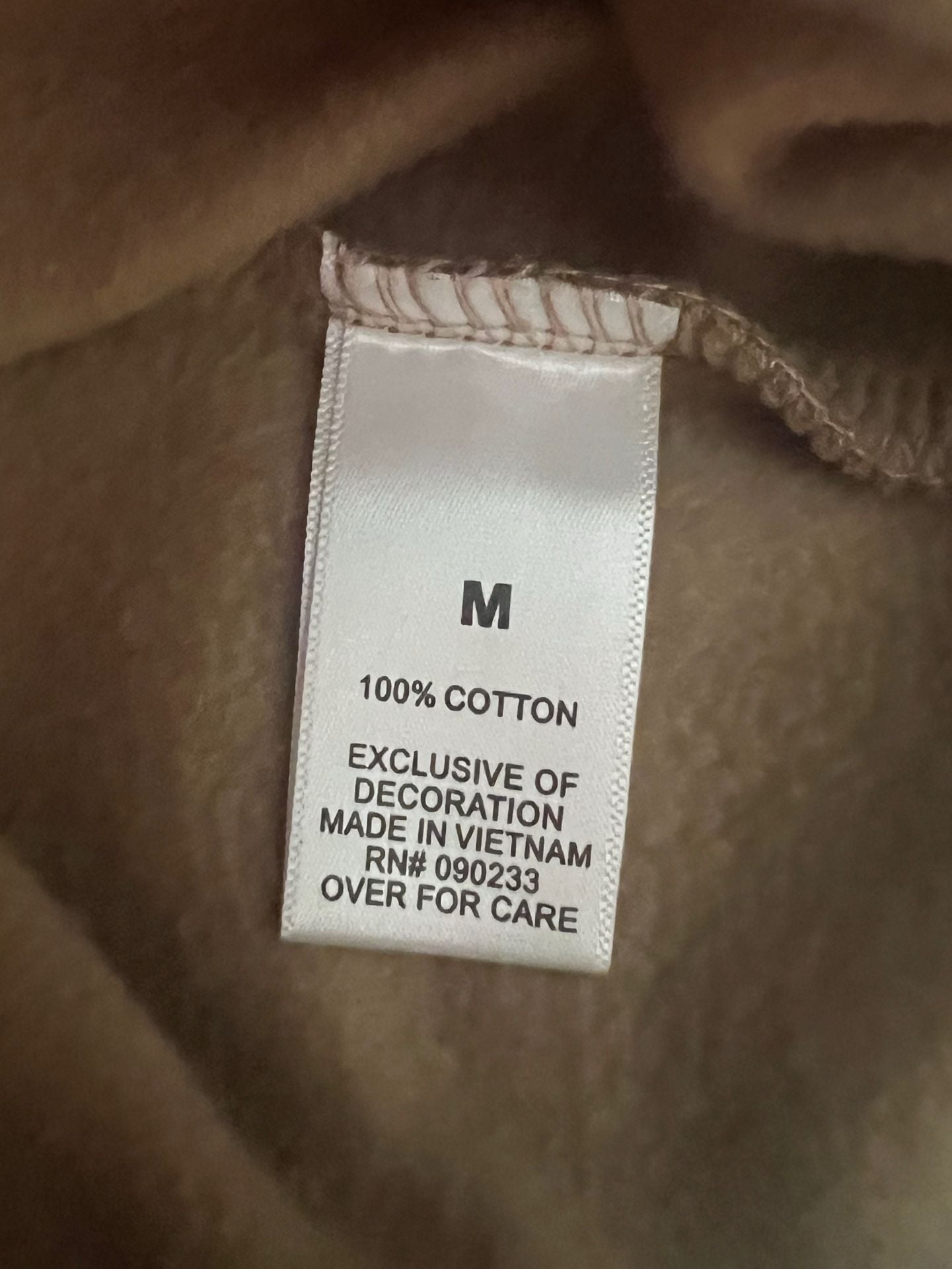 Fear of God Essentials Crewneck Sweatshirt Men’s M Taupe Logo Pullover NWOT 5