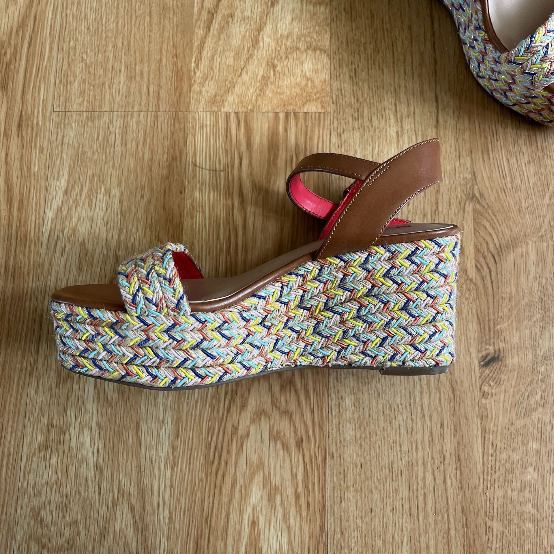 Mix No. 6 Cammie Wedge Sandal Size 6M Multi Colored Espadrille Platform 10