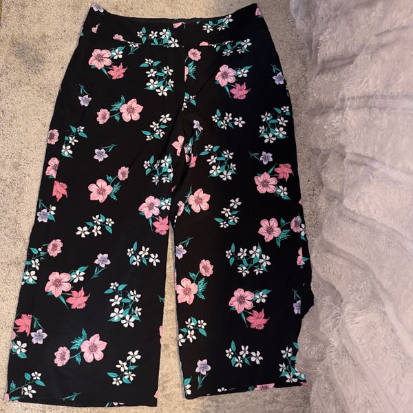 Lane Bryant The Allie Pants Size 20 Black Floral Wide Leg Stretch
