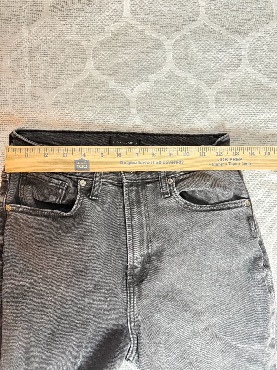 Silver Jeans Co. Black Wash Denim Straight Leg Jeans 10