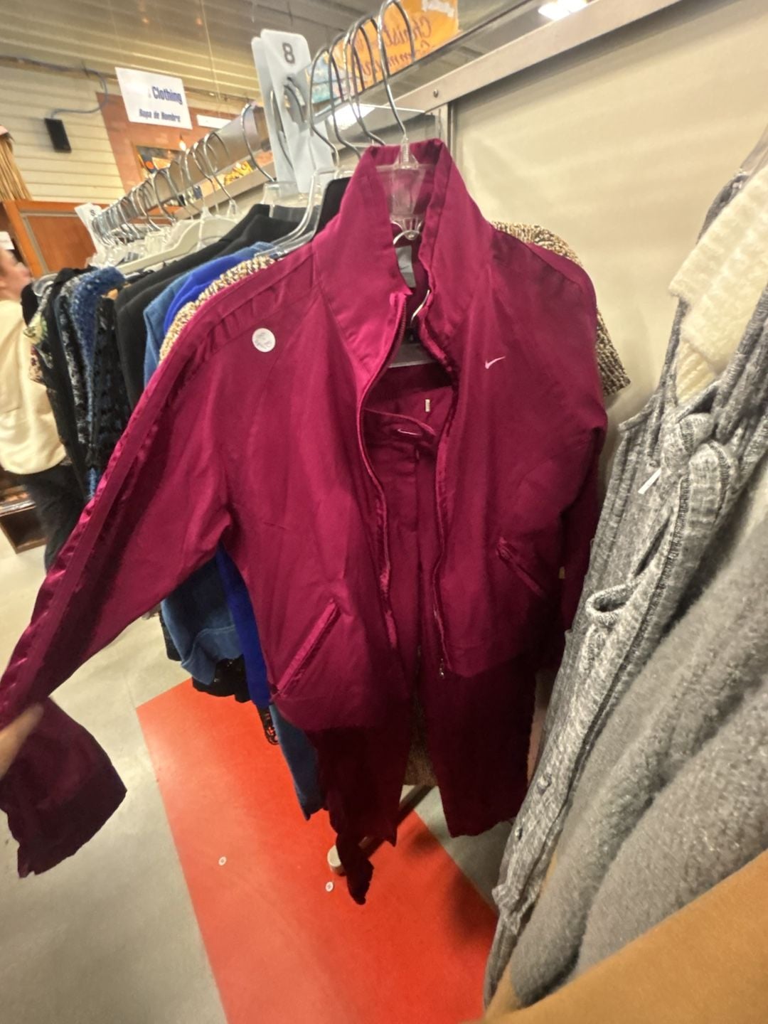 Nike Track Jacket Size M(8-10) Burgundy 1