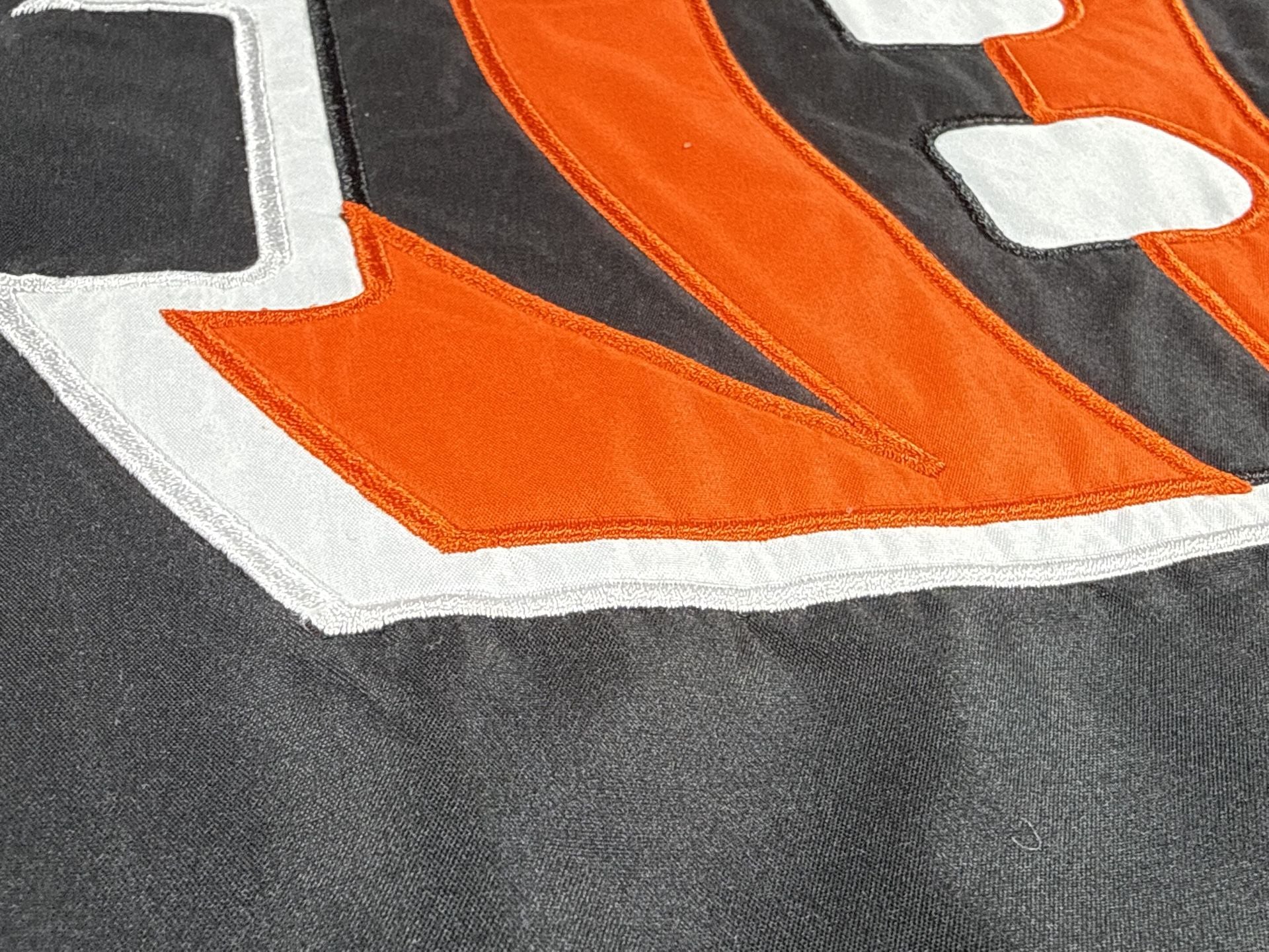NFL Combine Cincinnati Bengals Crossover Vneck Pullover Size XL Black NWT 7