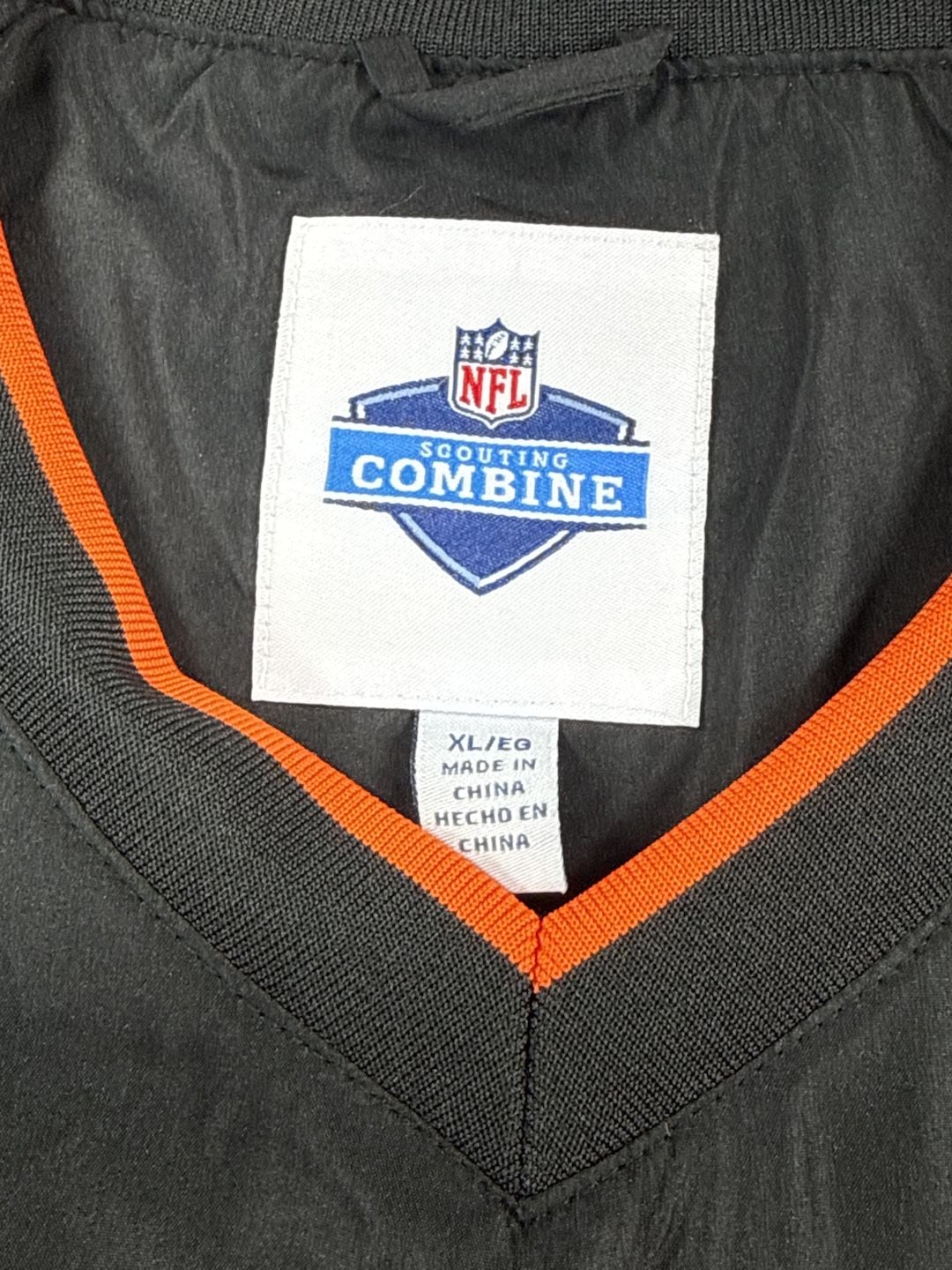 NFL Combine Cincinnati Bengals Crossover Vneck Pullover Size XL Black NWT 8
