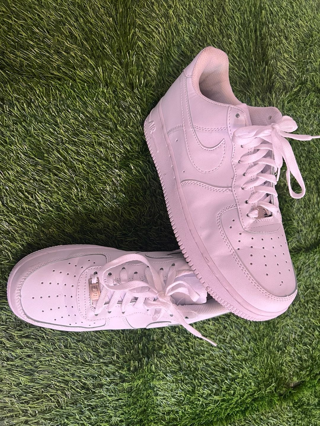 Nike Air Force 1 Size 8.5 White Sneakers 3
