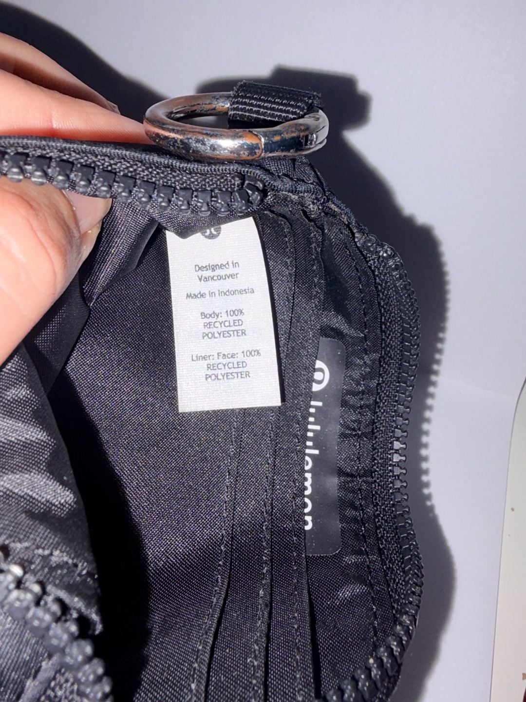 Lululemon Clippable Card Pouch Black Wallet 6