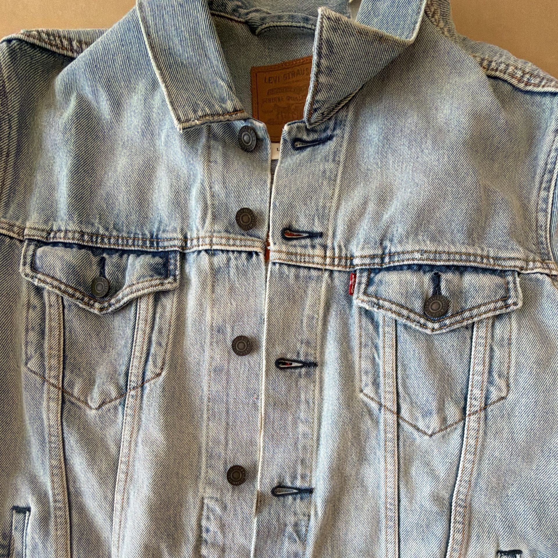 Levi’s Premium Trucker Denim Jacket Mens L 72334-0232 Embroidered Tiger Back 3