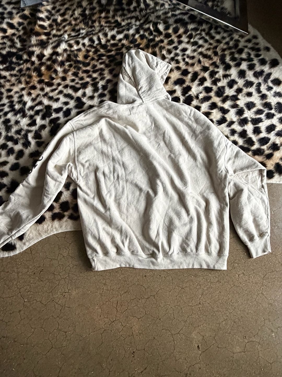 Gildan Paramore Graphic Hoodie Size 2XL Cream 6