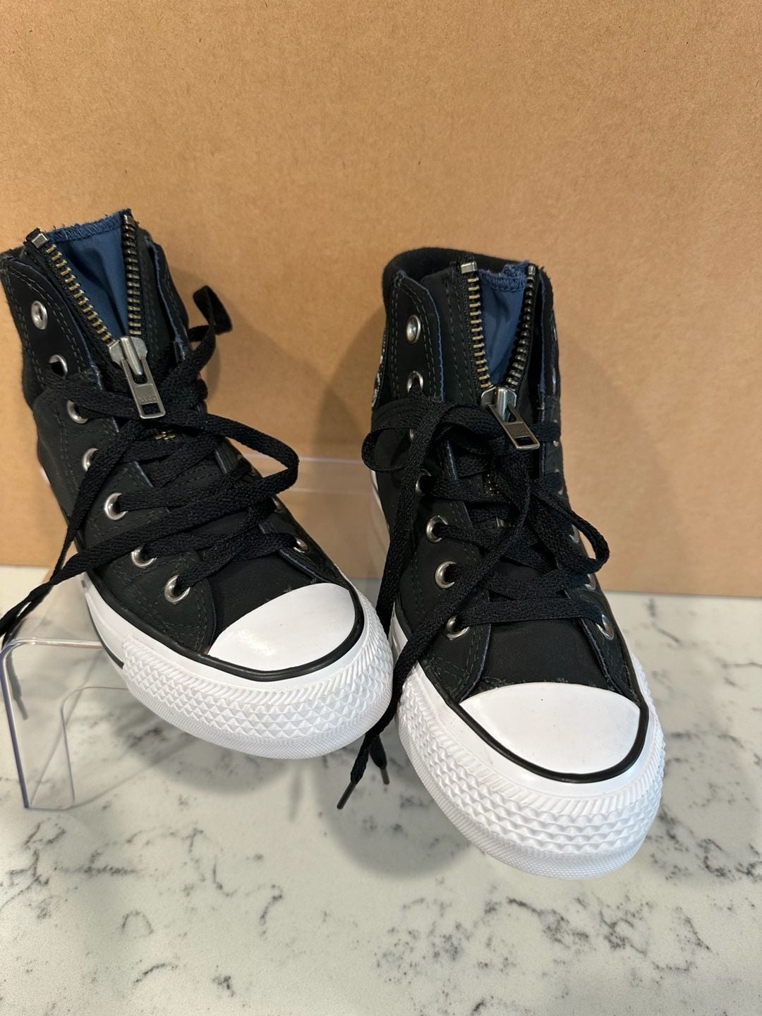 Unisex Converse Chuck Taylor All Star High Top Sneaker Size 7 Black 2