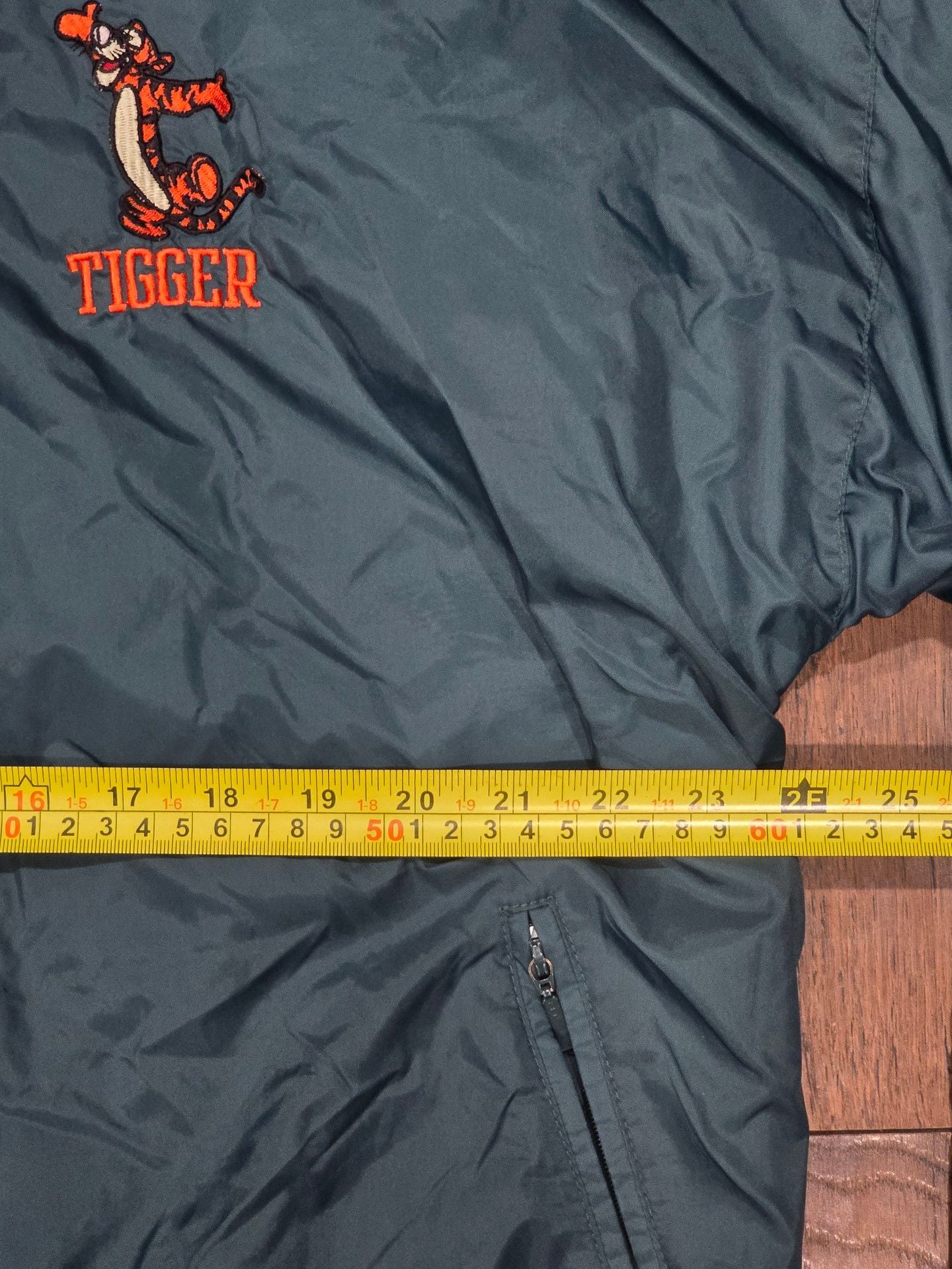Vintage The Disney Store Tigger Nylon Hooded Jacket Size XL Green 7
