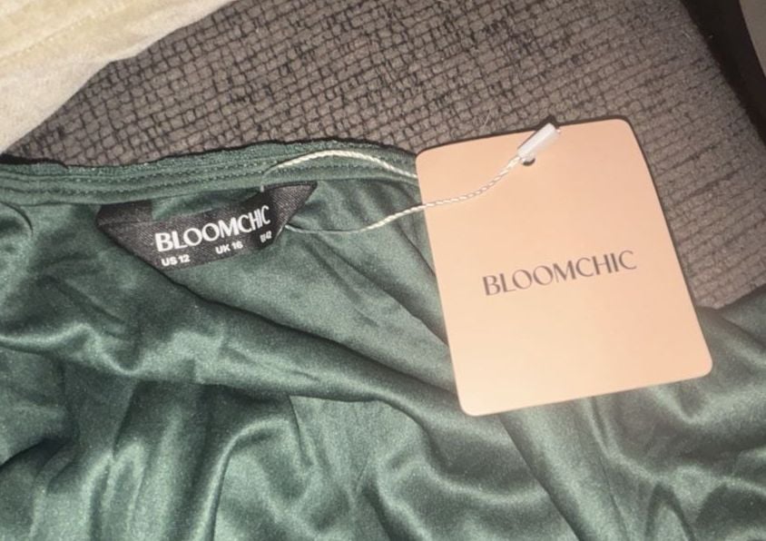 Bloomchic Green Lace Long Sleeve Dress 3