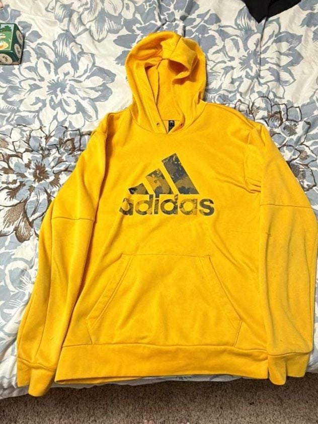 adidas Badge of Sport Pullover Hoodie Size S Yellow Camo Logo 2