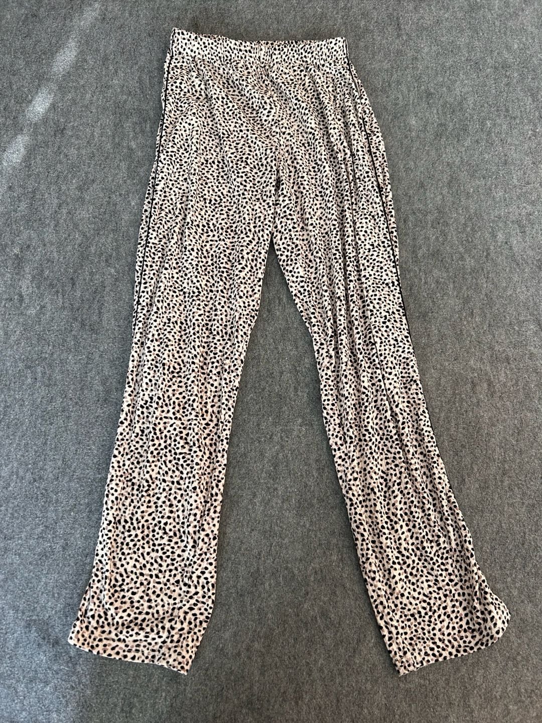 Nine West Leopard Print Pajama Set Size M Animal Print Loungewear 6