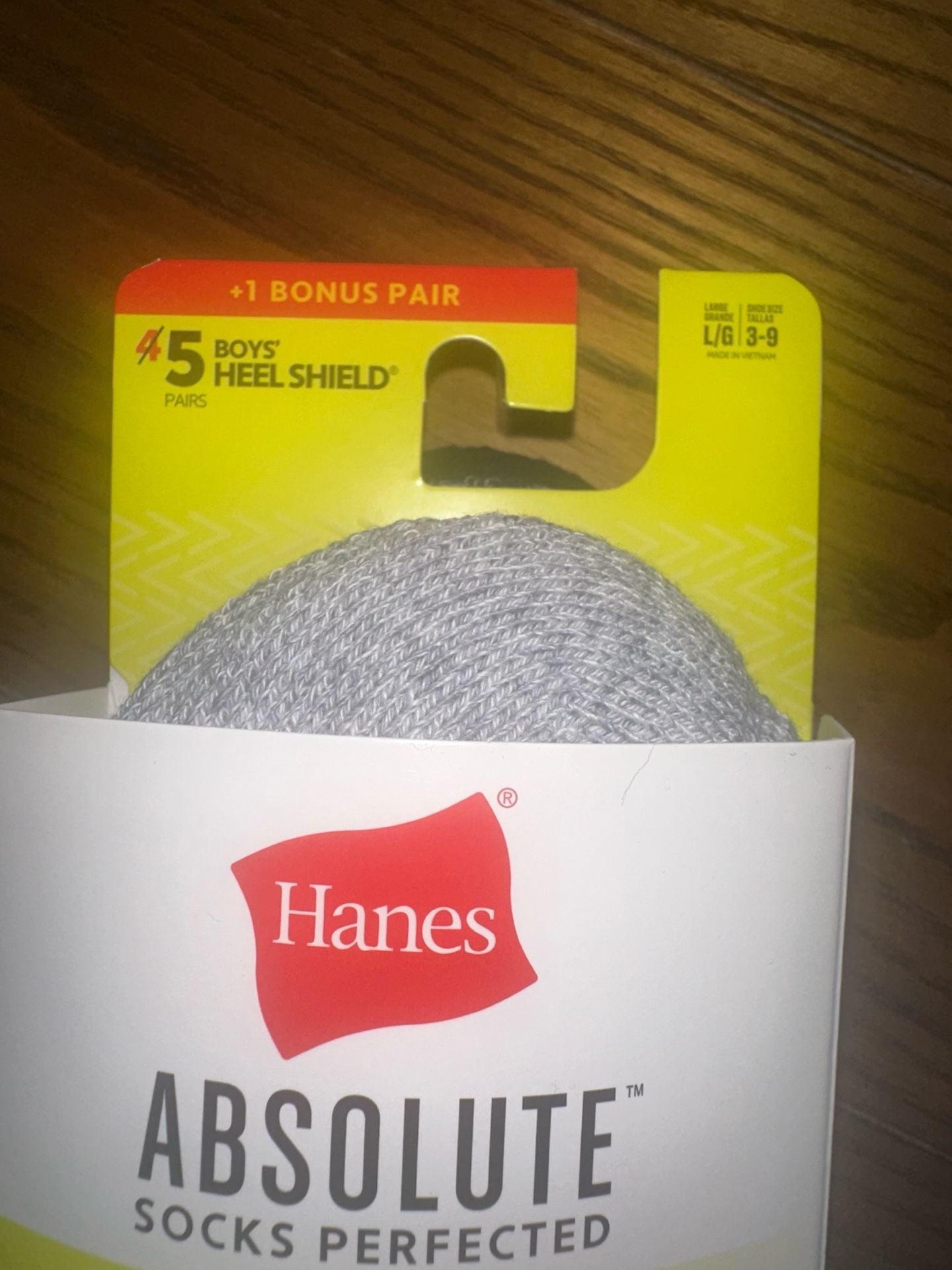 Hanes Absolute Active Boys Heel Shield Socks Size L 3-9 2