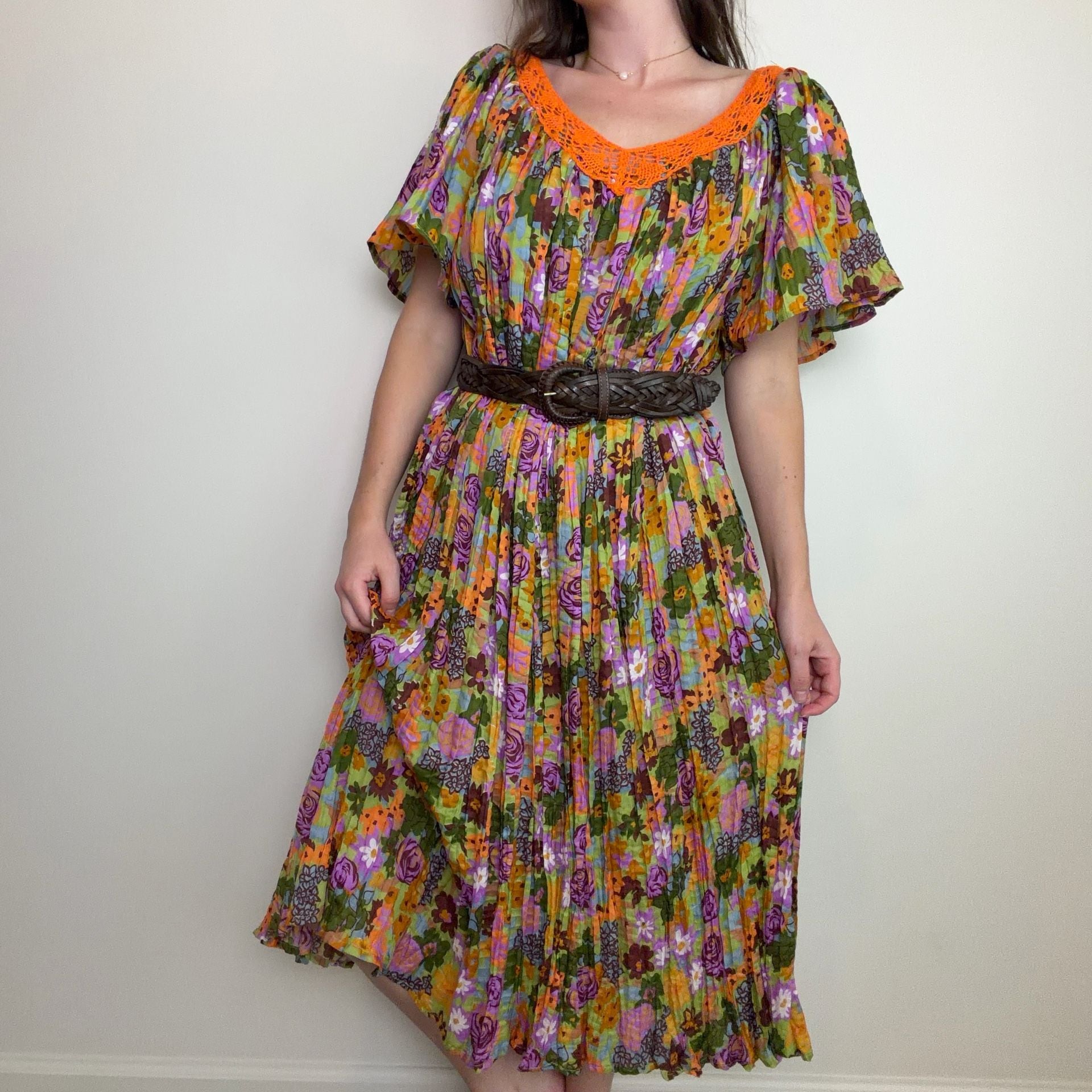 Vintage Groovy Floral Midi Dress 3